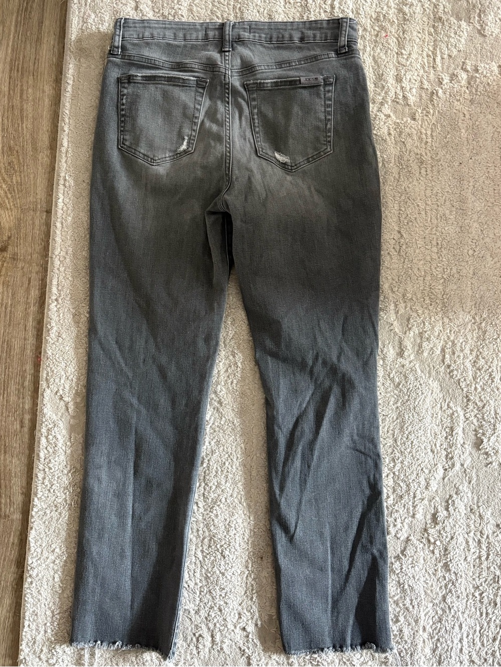 Joe's Jeans Gray High-Rise Distressed Raw Hem Ankle Jeans Size 28 - Picture 4 of 6